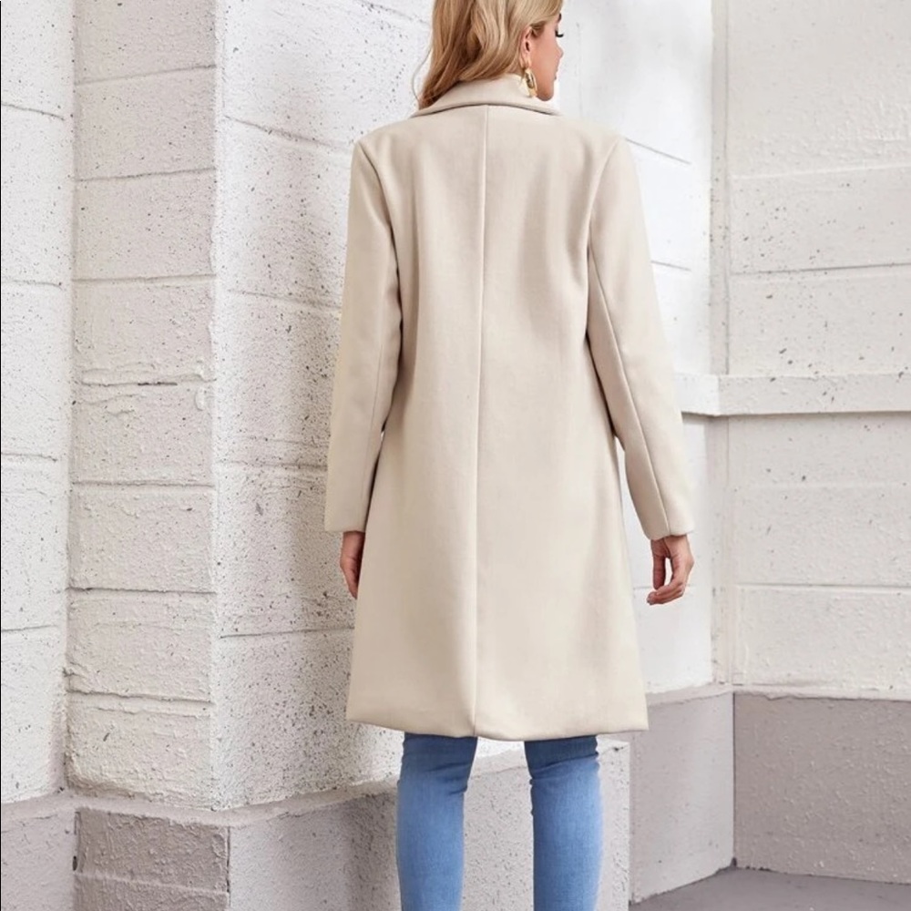 Cream trench peacoat overcoat white minimalist - Picture 2 of 2